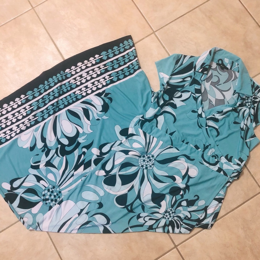 Sz S Milano Turquoise Wrap Around Floral Maxi Dress